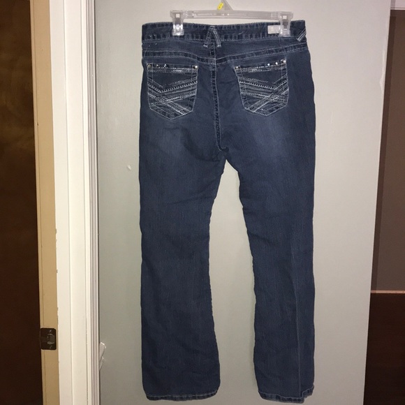 Jeans - Picture 3 of 3